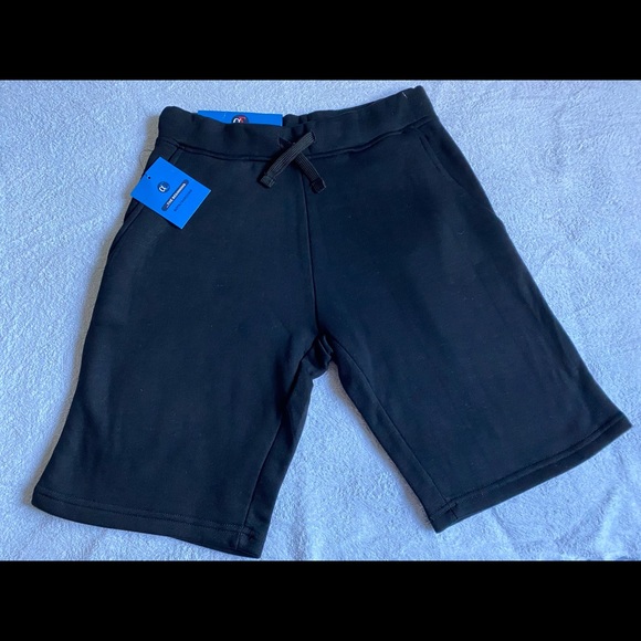 2 piece sweatpant shorts. - Picture 4 of 4